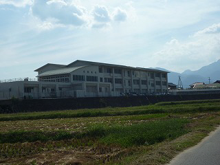 Primary school. TakeHisashi up to elementary school (elementary school) 2030m