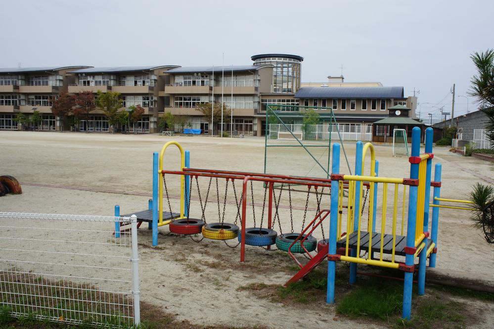 Primary school. 1120m to Kawagoe Municipal Kawagoe North Elementary School