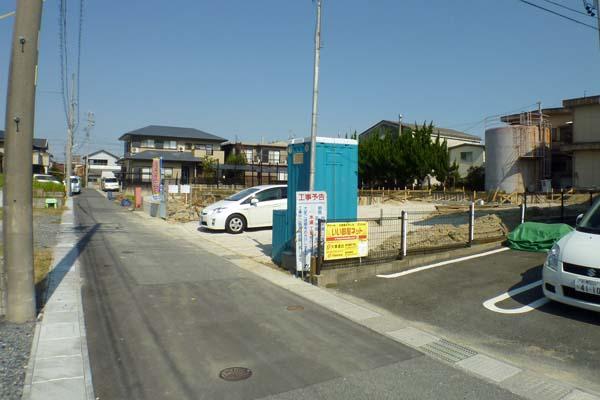 Local photos, including front road. Local (September 2013) Shooting