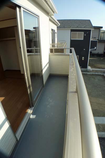 Balcony. Second floor balcony