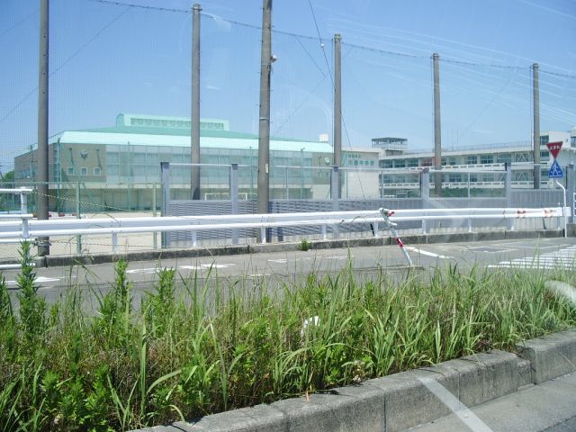 Junior high school. Municipal 1400m Kawagoe until junior high school (junior high school)