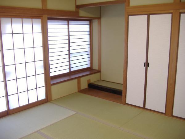 Other introspection. First floor Japanese-style room! Tatami mat was exchange.