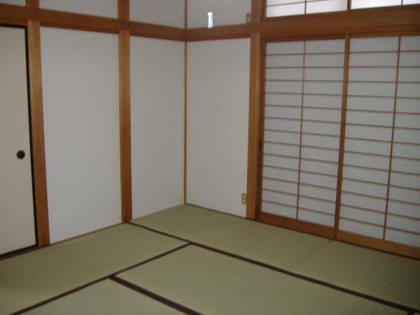 Non-living room. It is the second floor of a Japanese-style room.