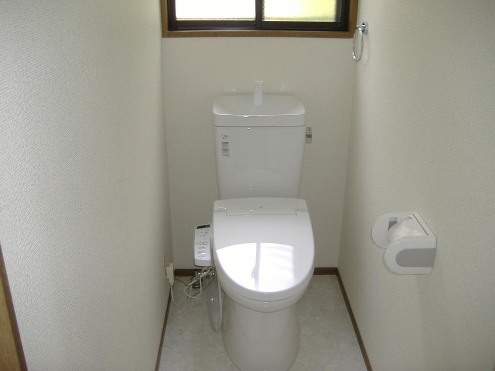 Toilet. Uosshuretto with toilet