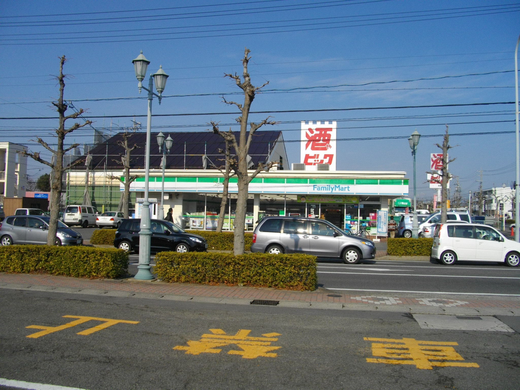 Convenience store. FamilyMart Ejima-cho store (convenience store) to 400m