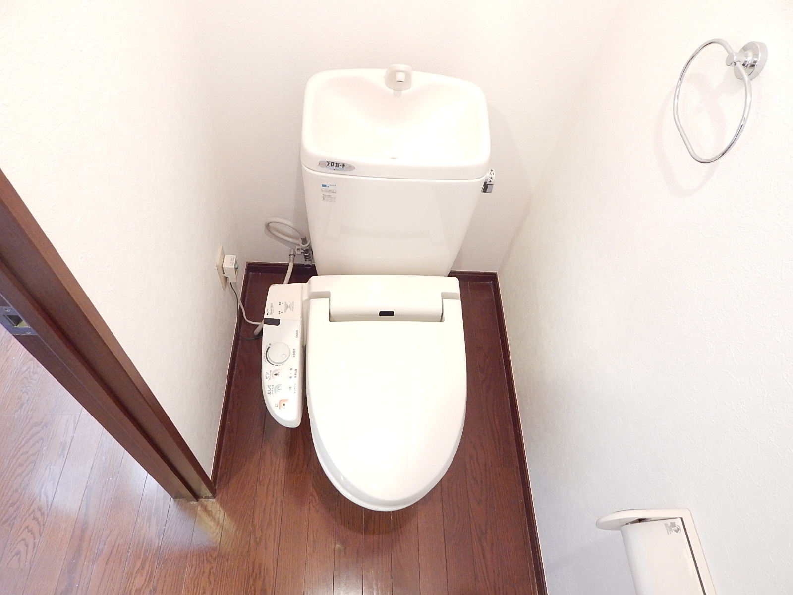 Toilet. Optimal with bidet in the winter ☆