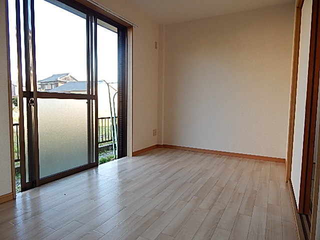 Other room space. If there is a window, Bright Western-style 6 tatami rooms ☆