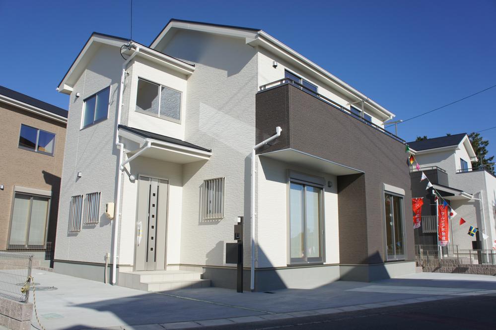 Local appearance photo