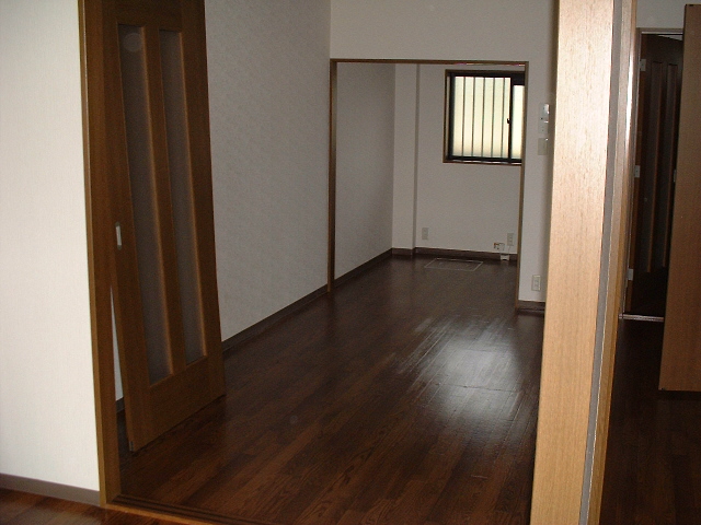 Living and room. Cushion is the floor of the room (No. 106 room)