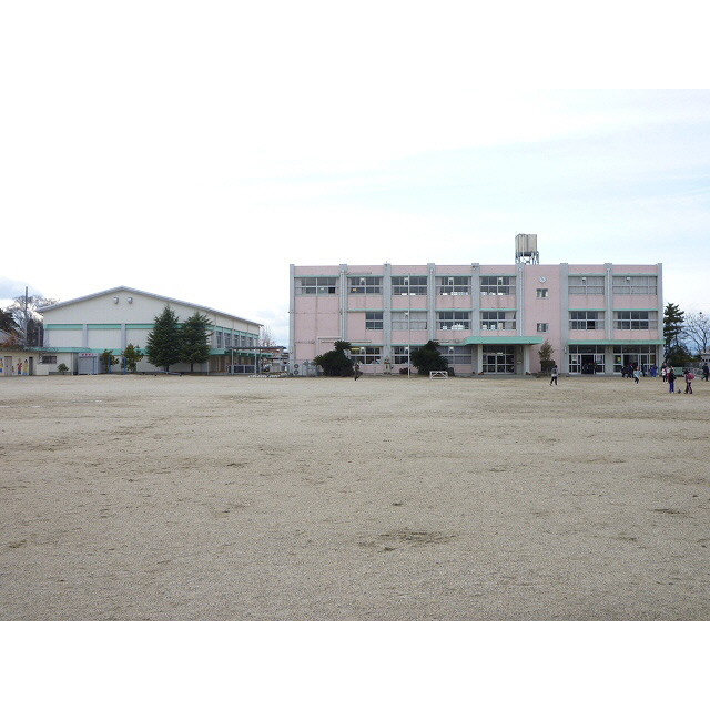 Primary school. Wakamatsu until the elementary school (elementary school) 1680m