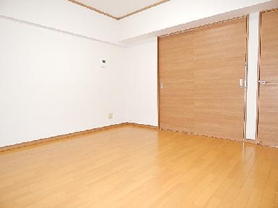 Other room space. It is very deals space and 3LDK