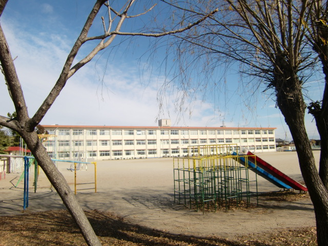 Primary school. 1497m to Suzuka Municipal Sakurajima elementary school (elementary school)