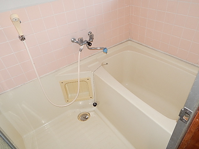 Bath. It is full of separate type ☆