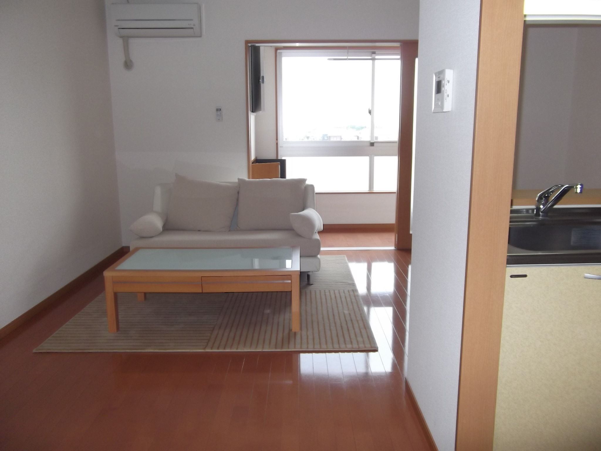 Living and room. Spacious LDK (* ^ _ ^ *)