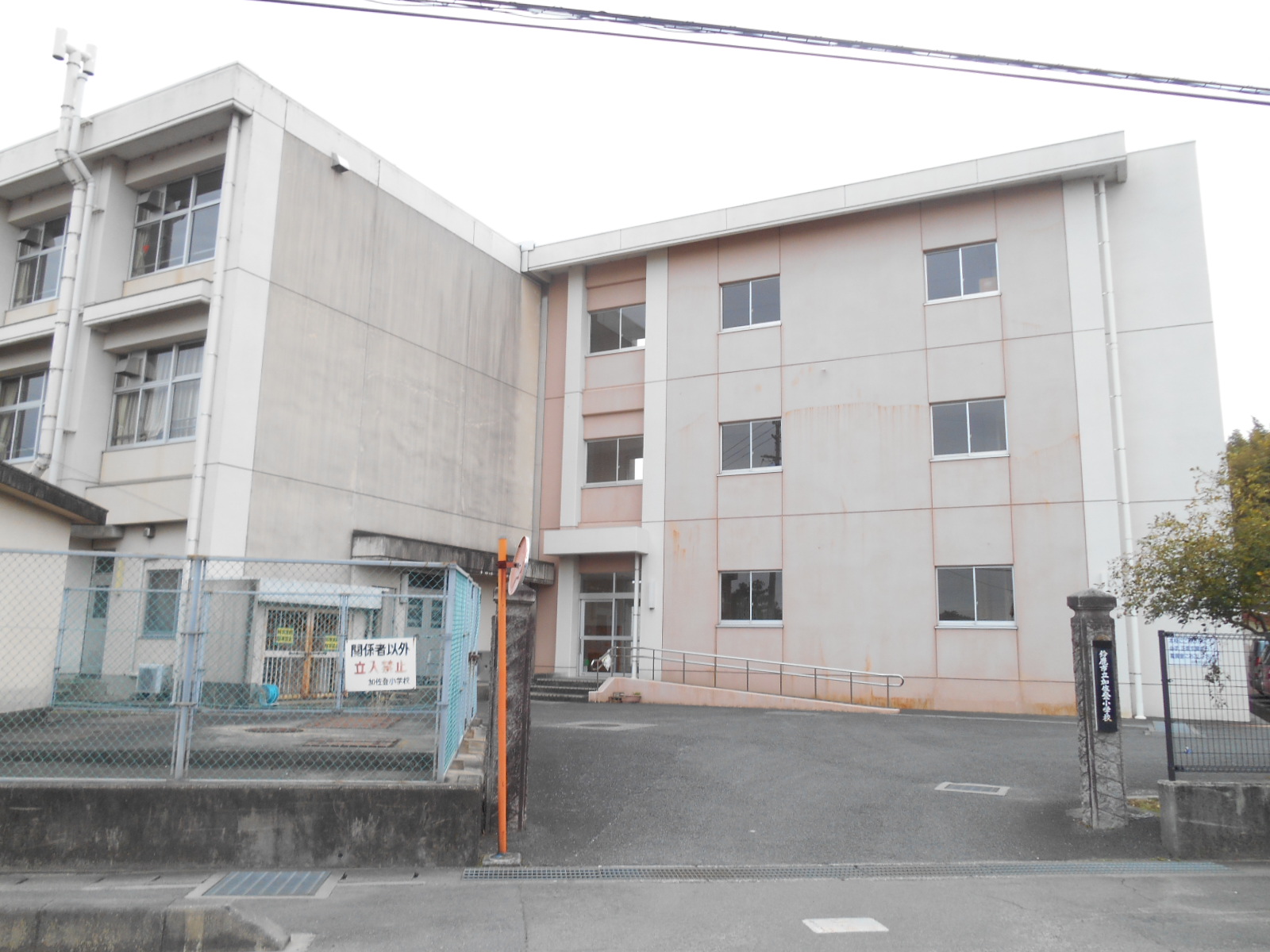 Primary school. 1500m to Suzuka Municipal Casado elementary school (elementary school)