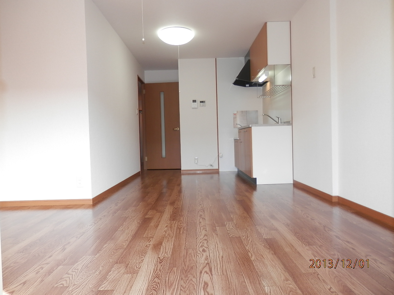 Living and room. It is quire LDK10.9 spacious