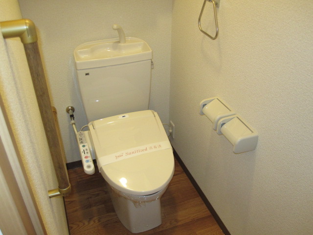 Toilet. Bidet function toilet! Popular is the equipment ☆