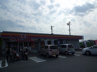 Convenience store. Circle K Yokkaichi Uneme store up (convenience store) 1800m