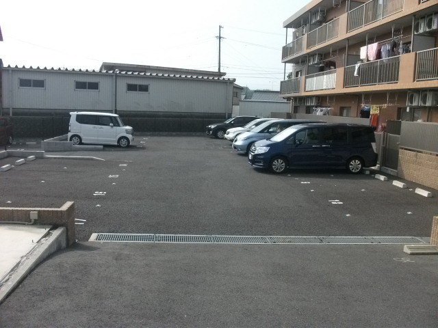 Parking lot