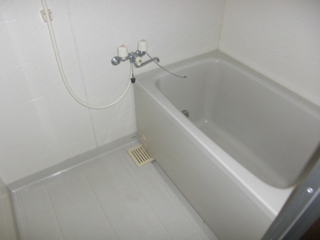 Bath. It is full of separate type ☆ (No. 306 room)