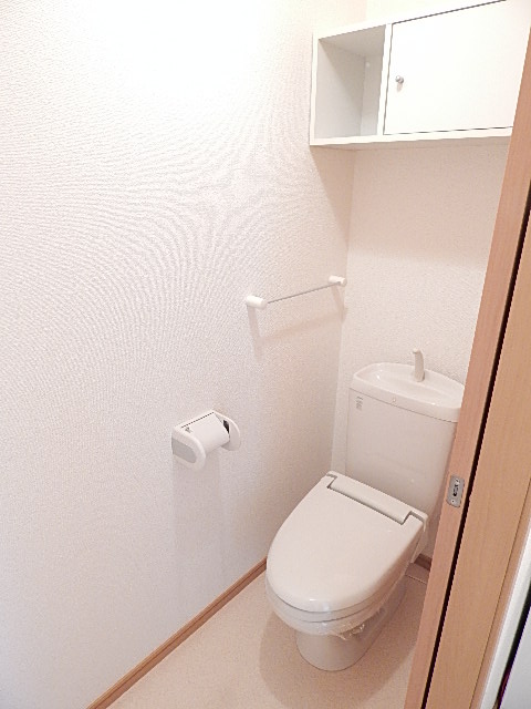 Toilet. Bright, You calm ☆