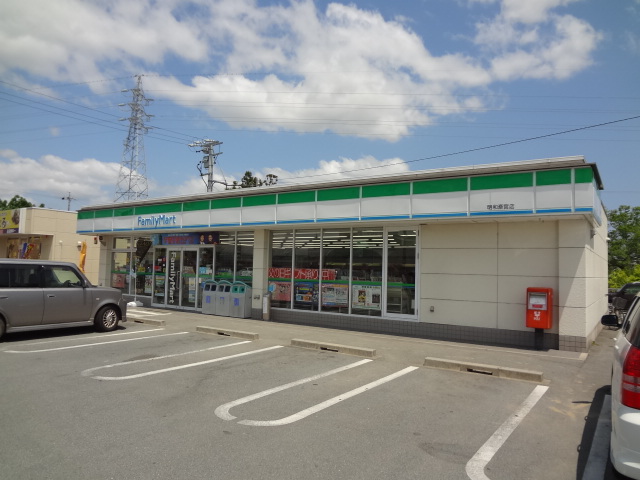 Convenience store. FamilyMart Meiwa Saiku store up (convenience store) 2436m