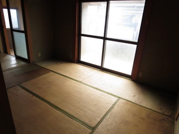 Same specifications photos (living). 1F is another angle of the Japanese-style room