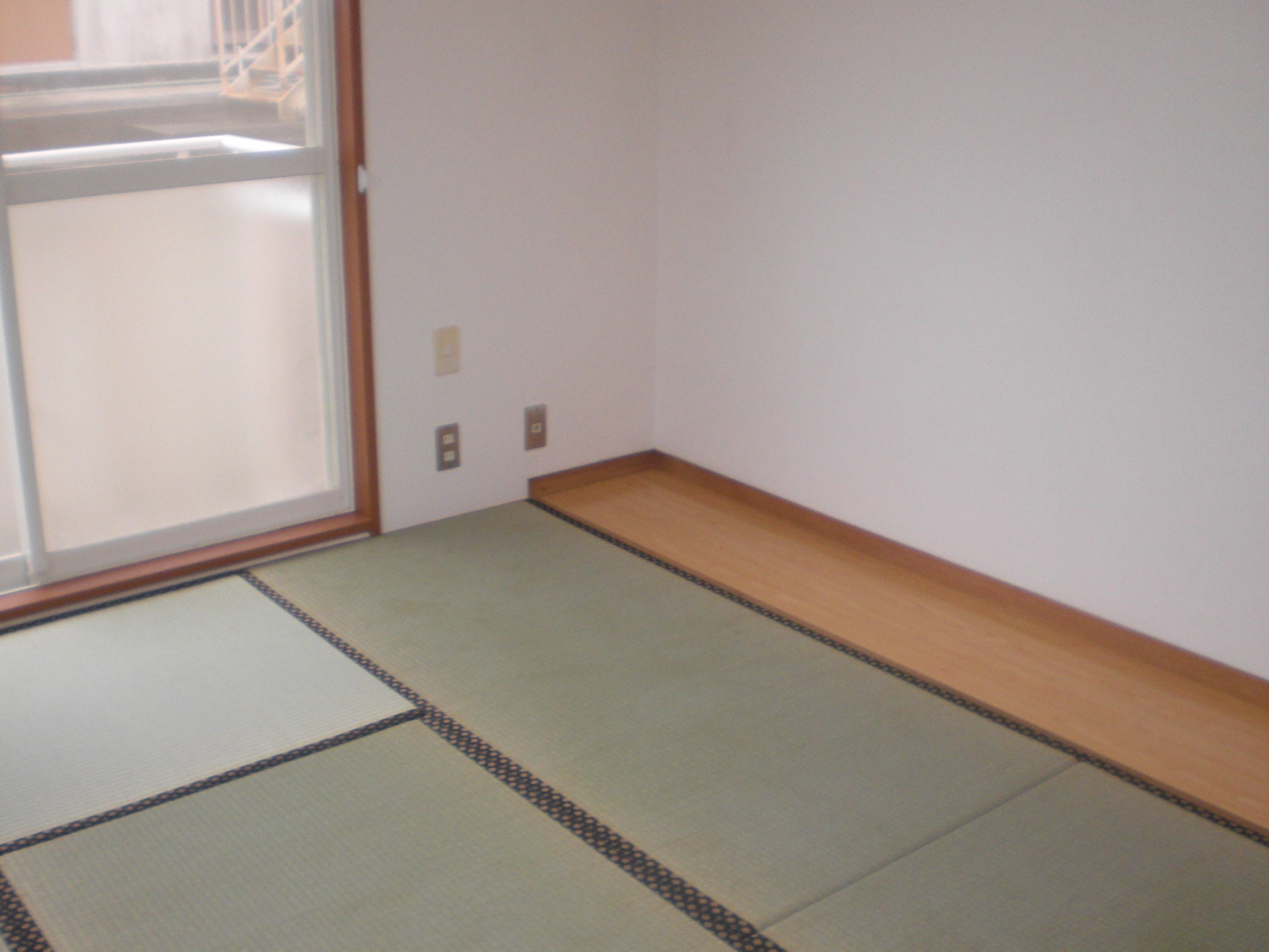 Living and room. Japanese-style room 6 quires