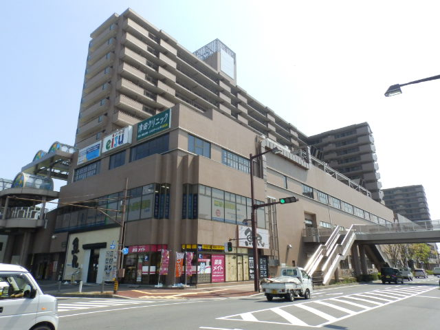 Shopping centre. Porta affected until the (shopping center) 907m