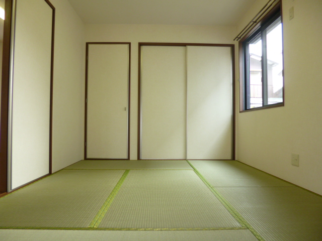 Other room space. Japanese-style room 6 quires