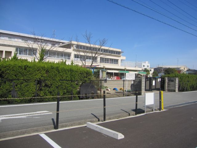 kindergarten ・ Nursery. Shinmachi kindergarten (kindergarten ・ 590m to the nursery)