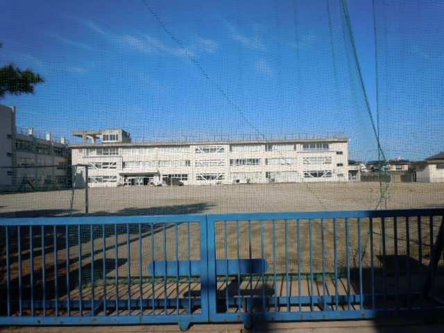Primary school. 935m until Tsu Municipal Shinmachi Elementary School