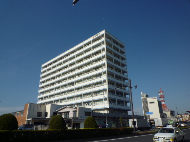 Bank. Hyakugo Bank head office sales department Tsu city hall branch office (bank) to 285m