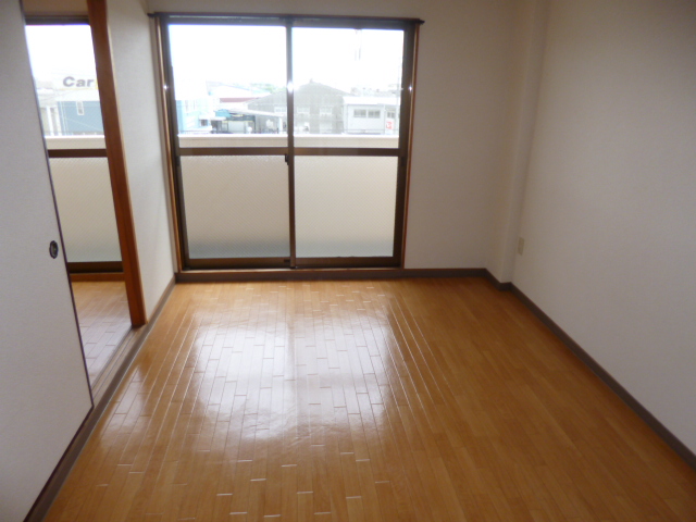 Other room space