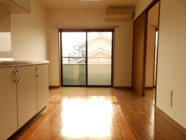 Living and room