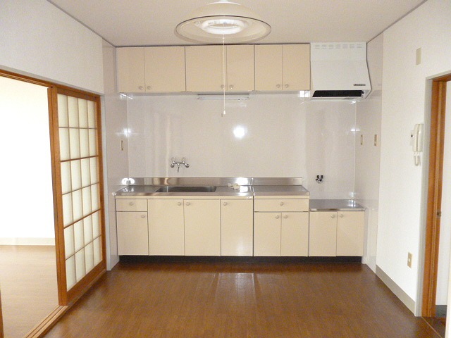 Kitchen. Kitchen