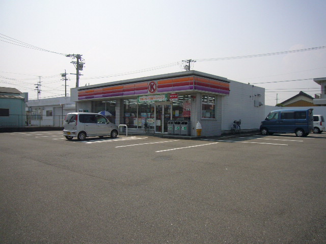 Convenience store. 911m to Circle K Kawage Ueno store (convenience store)