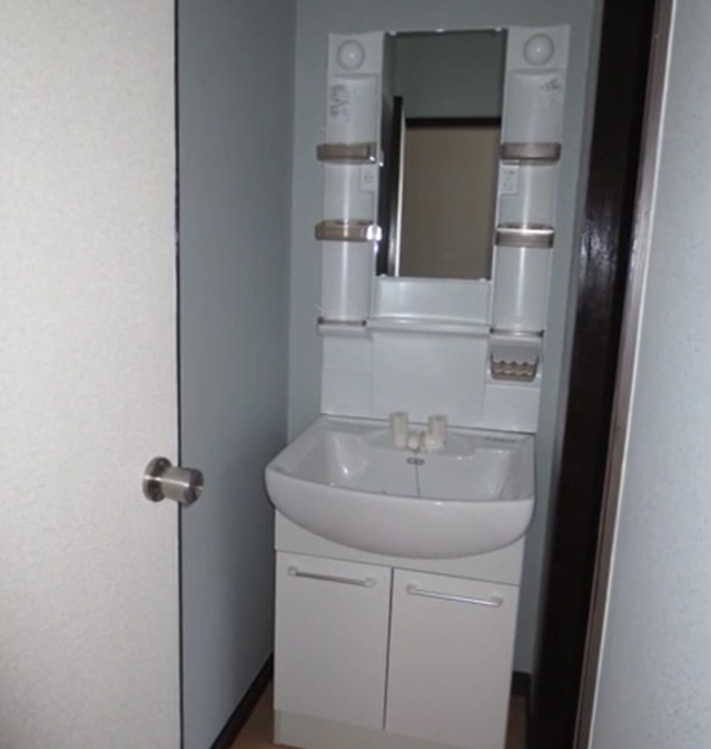 Washroom. Washbasin new