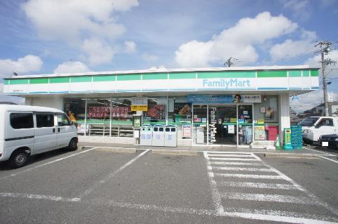 Other. FamilyMart Yuki shrine before shop until the (other) 247m