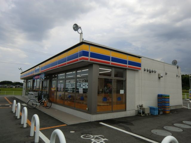 Convenience store. MINISTOP up (convenience store) 230m