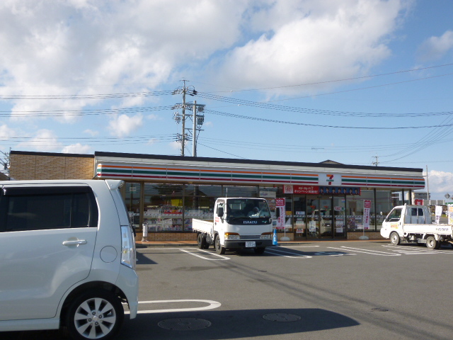 Convenience store. Seven-Eleven Tsu Ishinden'nakano store up (convenience store) 214m