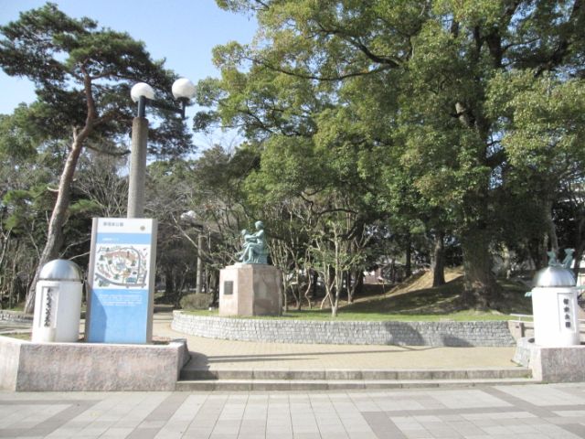 park. 440m until Tsu Kairaku Park (park)