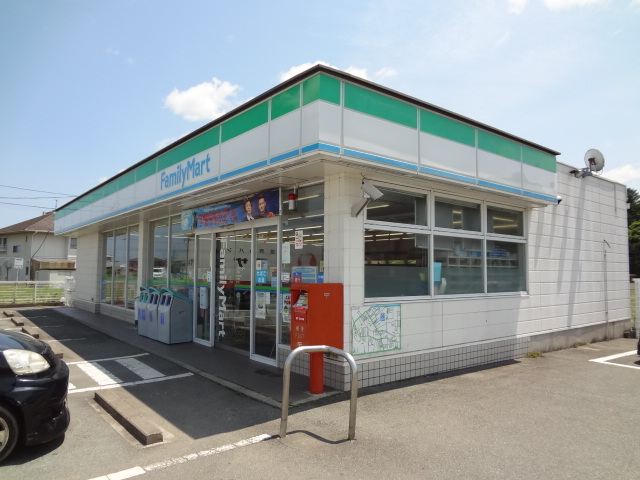 Convenience store. FamilyMart Tamaki store up (convenience store) 811m