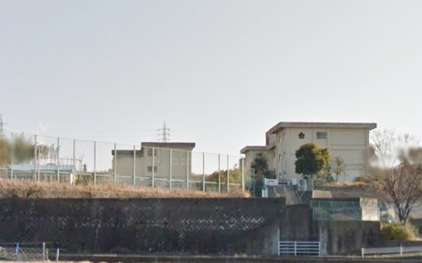 Primary school. 1111m to Yokkaichi Municipal Miekita elementary school (elementary school)