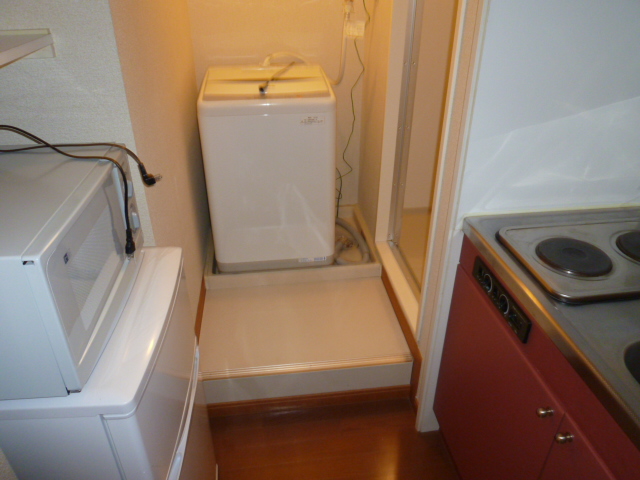 Other room space. refrigerator microwave Washing machine tv set Air-conditioned