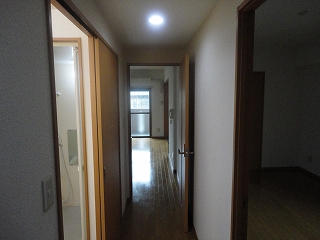 Other room space. Corridor