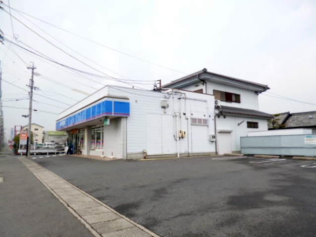 Convenience store. Lawson Yokkaichi Tokiwa-chome store up (convenience store) 367m