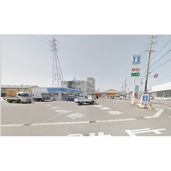 Convenience store. 337m until Lawson Yokkaichi Ikuwa store (convenience store)