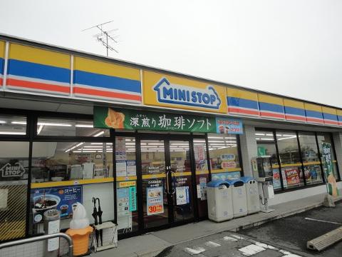 Other. 1300m to convenience store (Other)