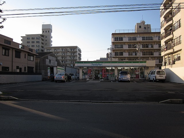 Convenience store. FamilyMart Unomori-chome store up (convenience store) 231m